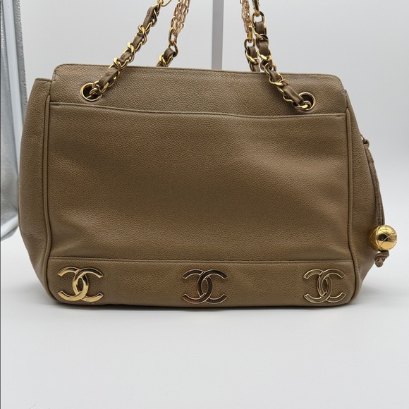 Chanel Triple CC Tote Bag in Caviar Leather - Picture 6 of 16